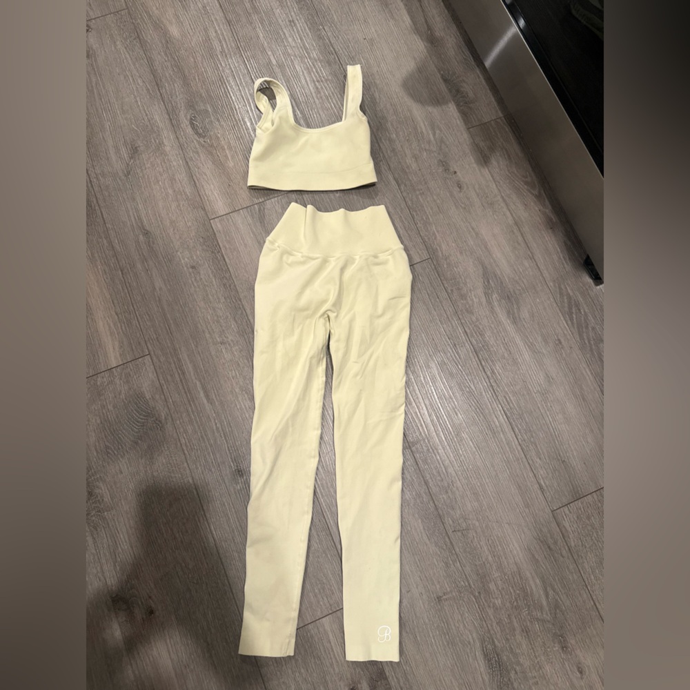Bombshell Sportswear pale yellow Leggings Set